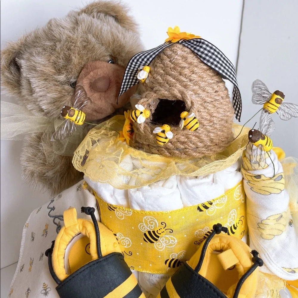 Honey Teddy Bear Diaper Diaper Cake, Bee themed